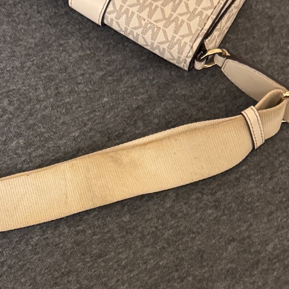 Greenwich Extra-Small Logo Sling Adjustable Crossbody - Picture 10 of 13